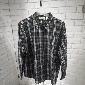 Tabi International Ladies Size XL Black Grey & White Plaid Shirt